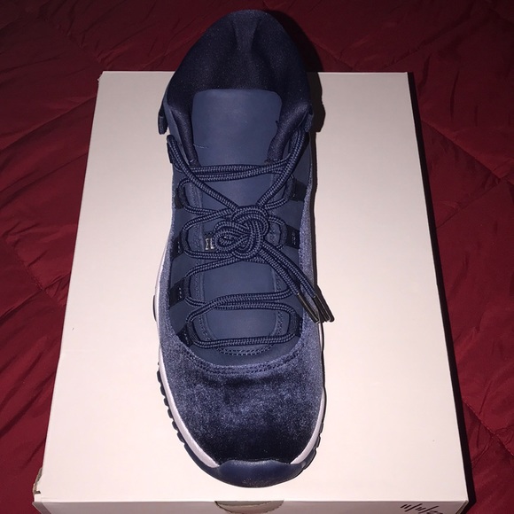 Jordan Shoes - “Women’s Air Jordan 11 Retro Midnight Navy” Size 10